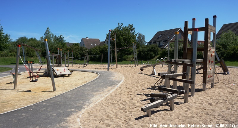 Mehrgenerationenspielplatz in Bentwisch Mehrgenerationenspielplatz in Bentwisch